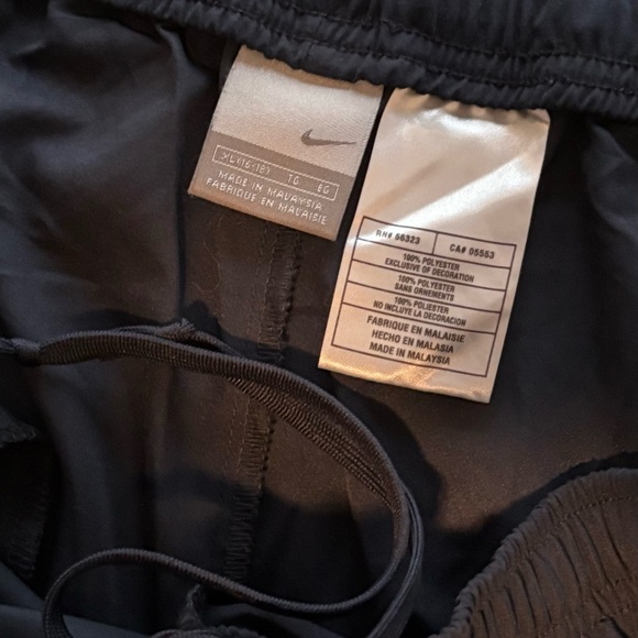 RETRO Nike navy and yellow track pants - Picture 8 of 8